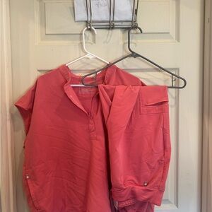 Figs Quarts Scrubs Set